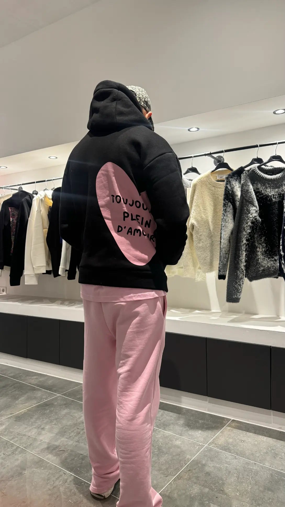 ADJ - Pull Noir - Cœur Rose & Print Dos